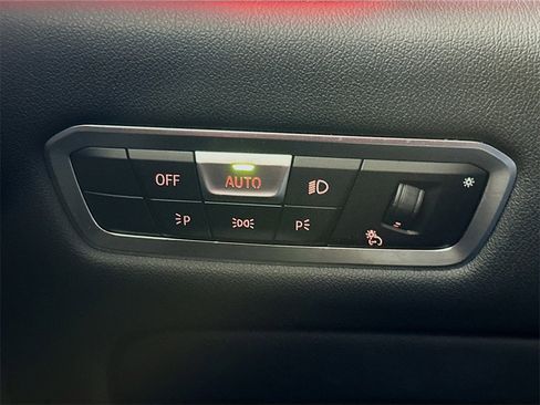 Used 2023 BMW X5 xDrive40i w/ Executive Package image 22