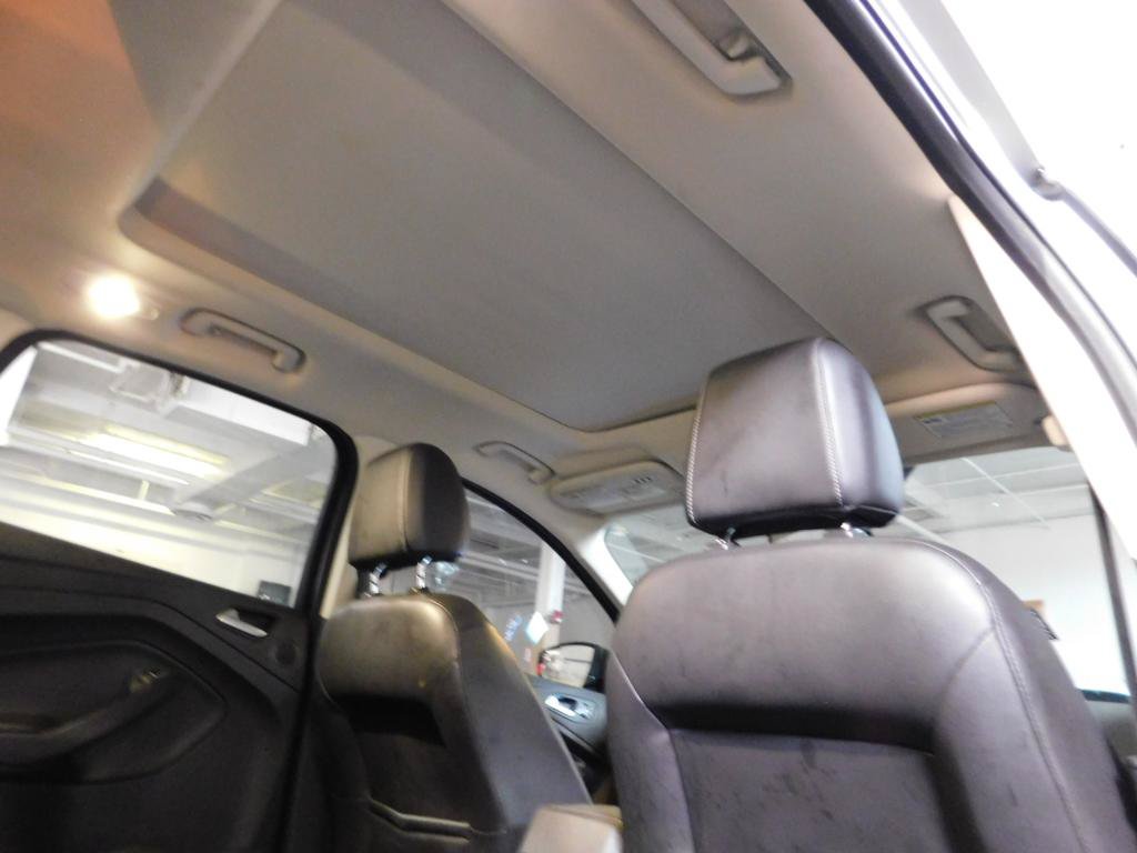 Used 2016 Ford Escape Titanium AWD/4WD image 4