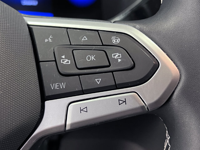 Certified 2023 Volkswagen Taos SE FWD image 21