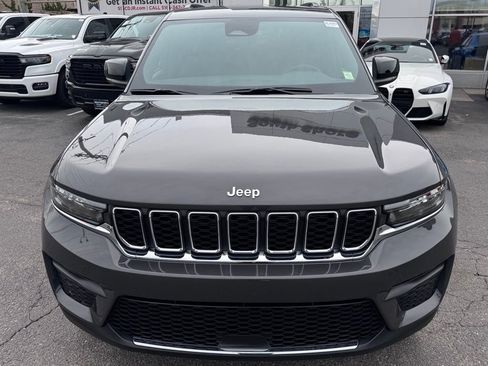 New 2026 Jeep Grand Cherokee Laredo AWD/4WD image 2