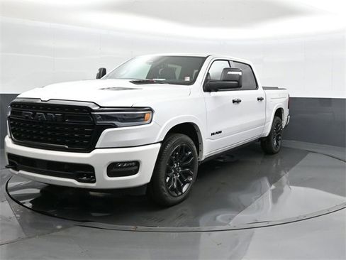 New 2025 RAM 1500 Limited image 10