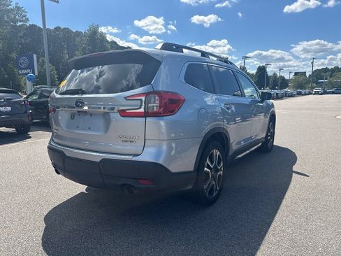 Used 2023 Subaru Ascent Limited w/ Technology Package AWD/4WD image 5