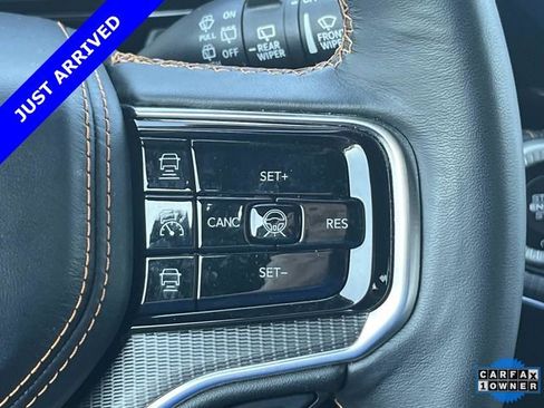 Certified 2024 Jeep Grand Wagoneer Series III w/ Rear Seat Video Group 1 image 33