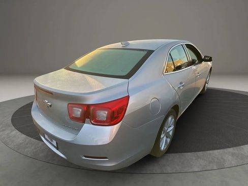 Used 2015 Chevrolet Malibu LTZ image 3