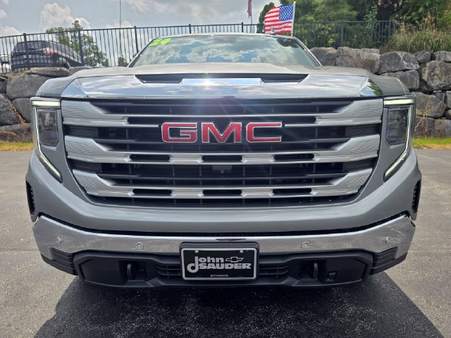 Used 2024 GMC Sierra 1500 SLE w/ Preferred Package AWD/4WD image 32
