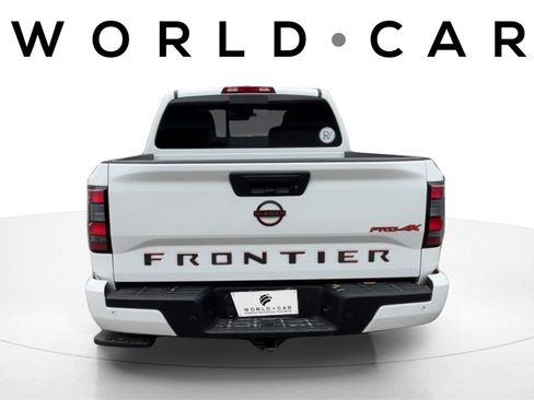 Used 2024 Nissan Frontier PRO-4X w/ Pro Convenience Package image 4