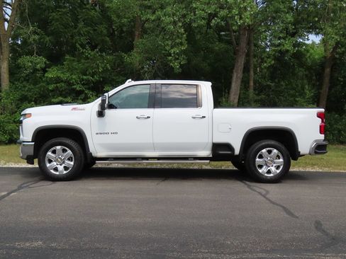 Used 2021 Chevrolet Silverado 2500 LTZ AWD/4WD image 28