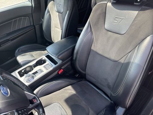 Used 2022 Ford Edge ST w/ Equipment Group 401A image 20