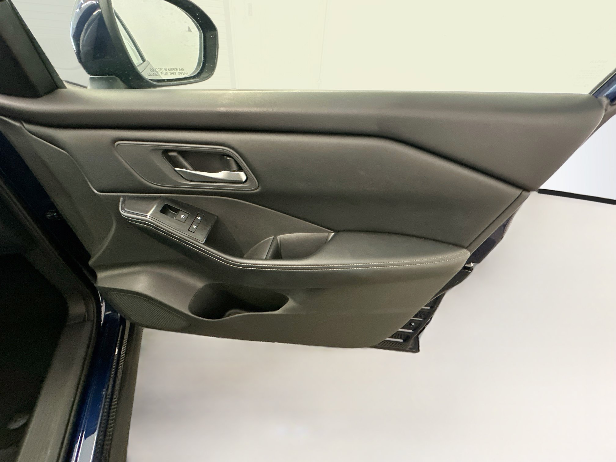 Used 2026 Nissan Rogue SV AWD/4WD image 33