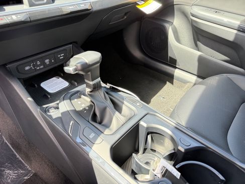 New 2026 Kia K4 EX image 13