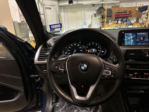 Used 2018 BMW X3 xDrive30i AWD/4WD image 16