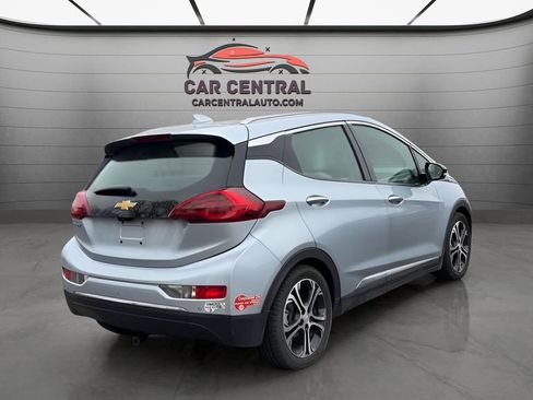 Used 2017 Chevrolet Bolt Premier w/ Driver Confidence II Package image 5