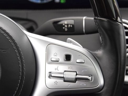 Used 2019 Mercedes-Benz S 560 4MATIC Coupe image 24