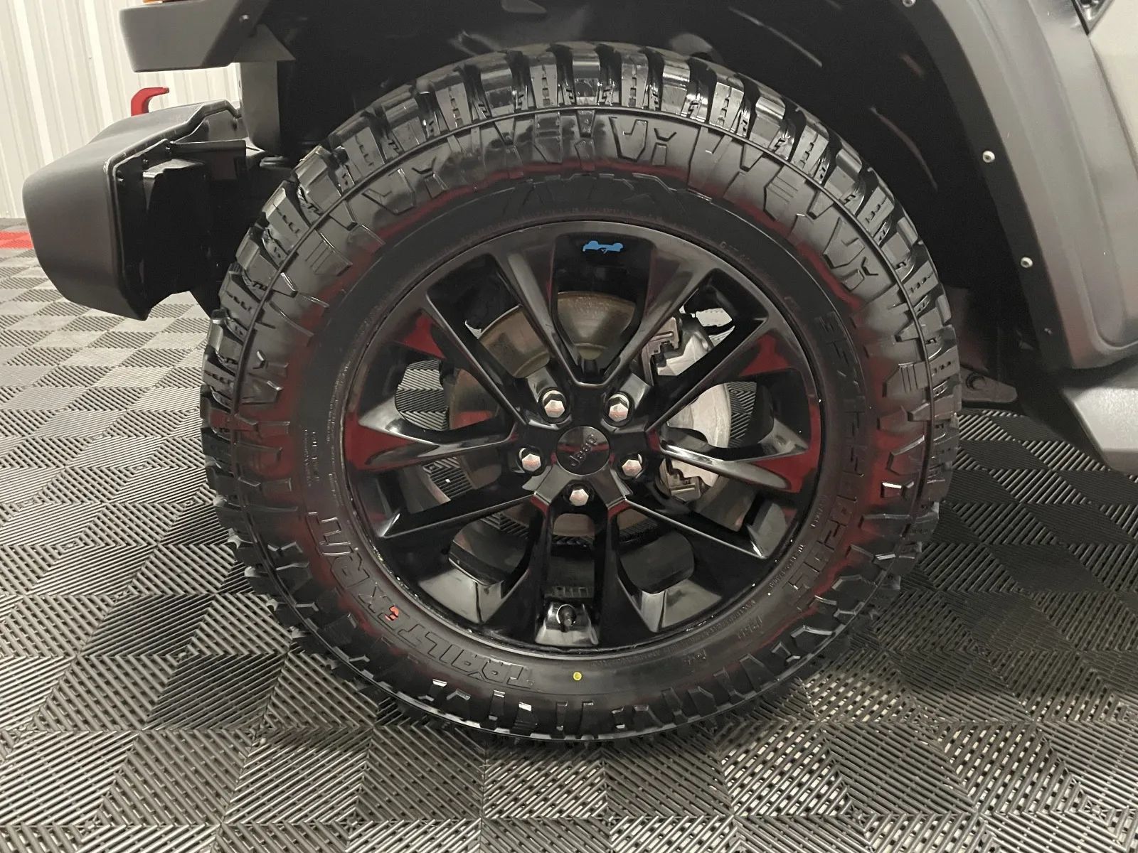 Used 2021 Jeep Wrangler Unlimited Sport AWD/4WD image 13