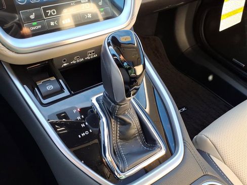 New 2025 Subaru Outback Limited image 11