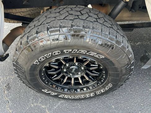 Used 2021 Ford F150 Lariat AWD/4WD image 13