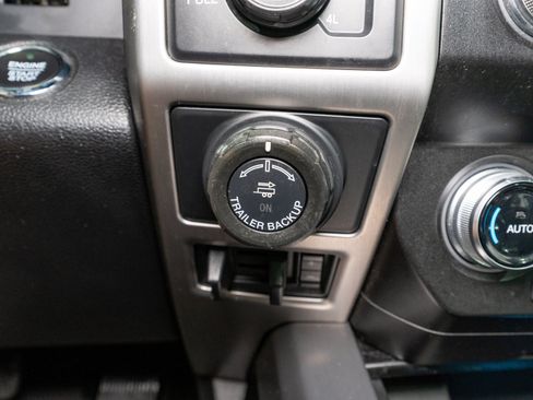 Used 2019 Ford F150 Platinum w/ Equipment Group 701A Luxury AWD/4WD image 29