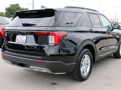 New 2026 Ford Explorer Active w/ Active Comfort Package image 5