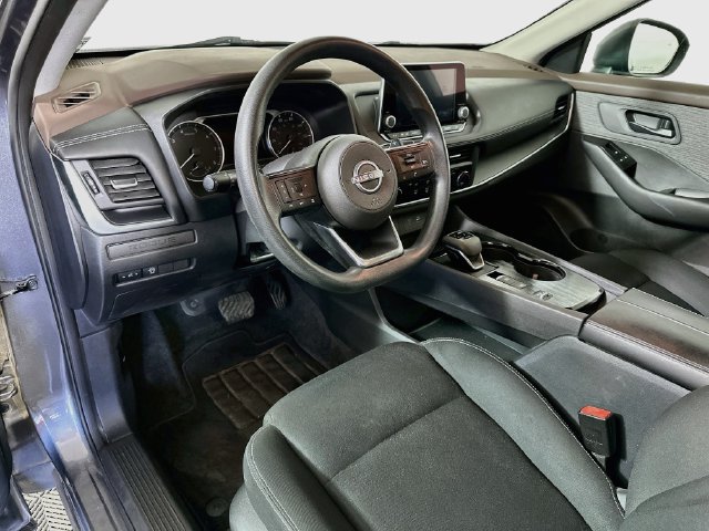 Used 2023 Nissan Rogue S FWD image 10