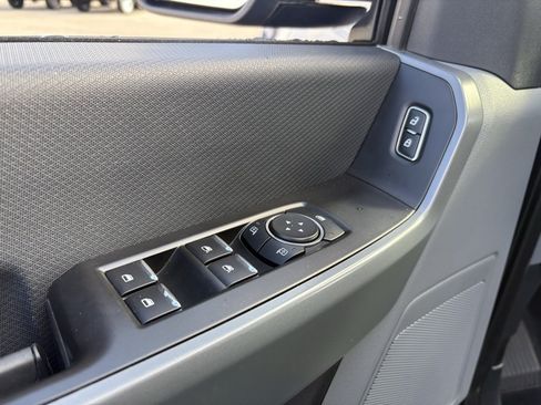 Used 2023 Ford F150 XLT AWD/4WD image 37