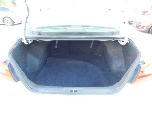 Used 2017 Nissan Altima 2.5 image 13