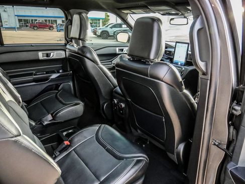Used 2020 Ford Explorer ST w/ Premium Technology Package AWD/4WD image 25