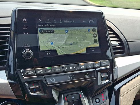 Certified 2024 Honda Odyssey Touring image 21