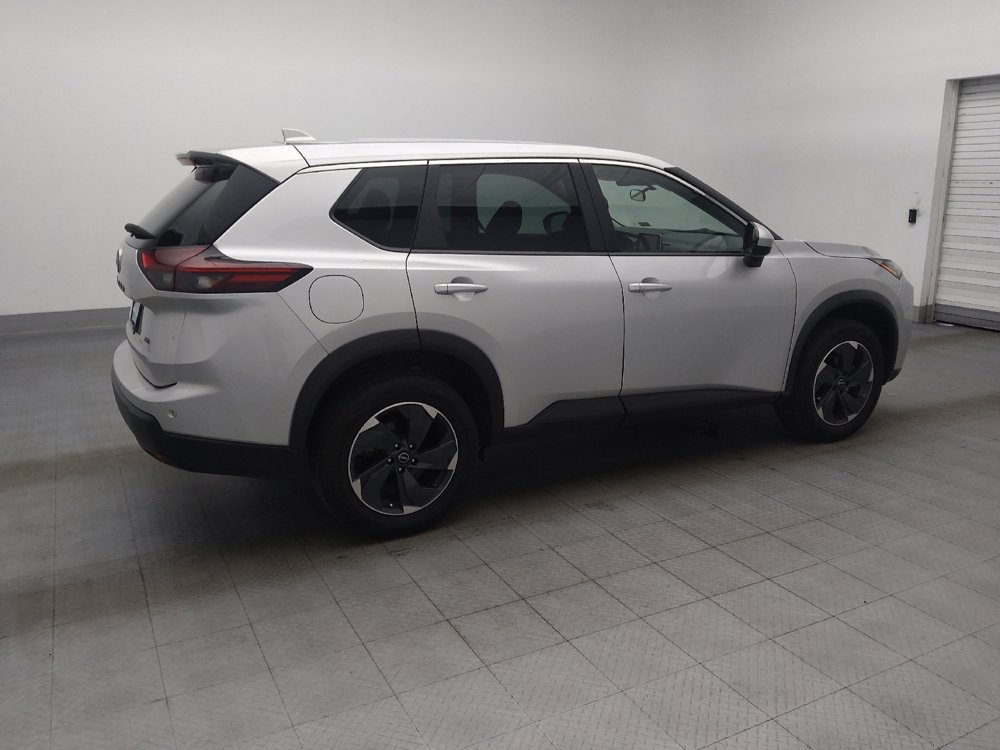 Used 2025 Nissan Rogue SV AWD/4WD image 10