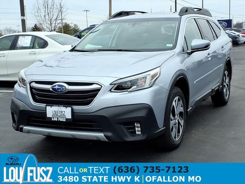 Used 2022 Subaru Outback Limited image 2