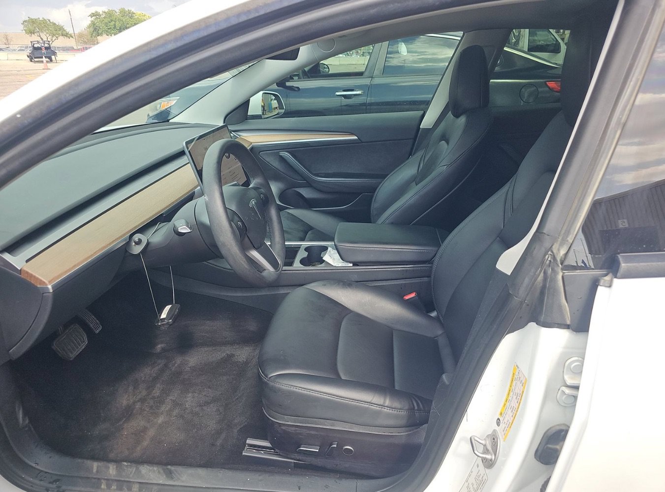 Used 2023 Tesla Model 3 Standard Range RWD image 7