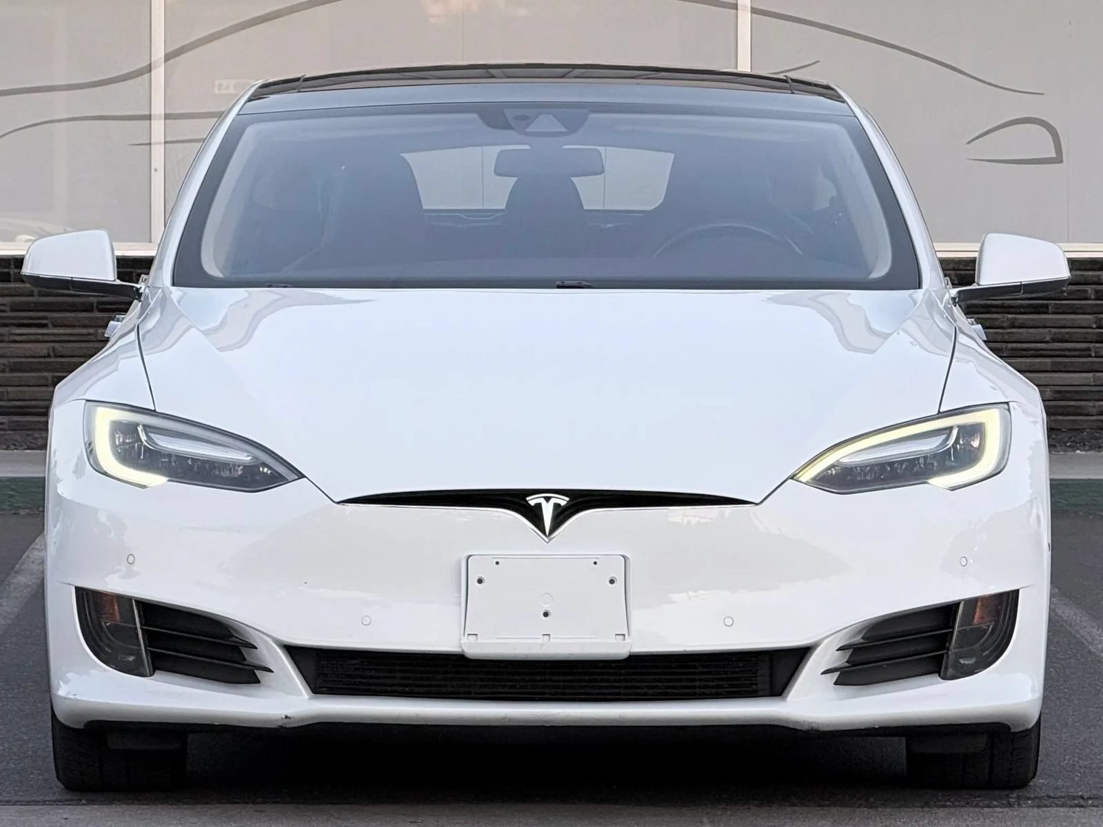 Used 2016 Tesla Model S 90D AWD/4WD image 2