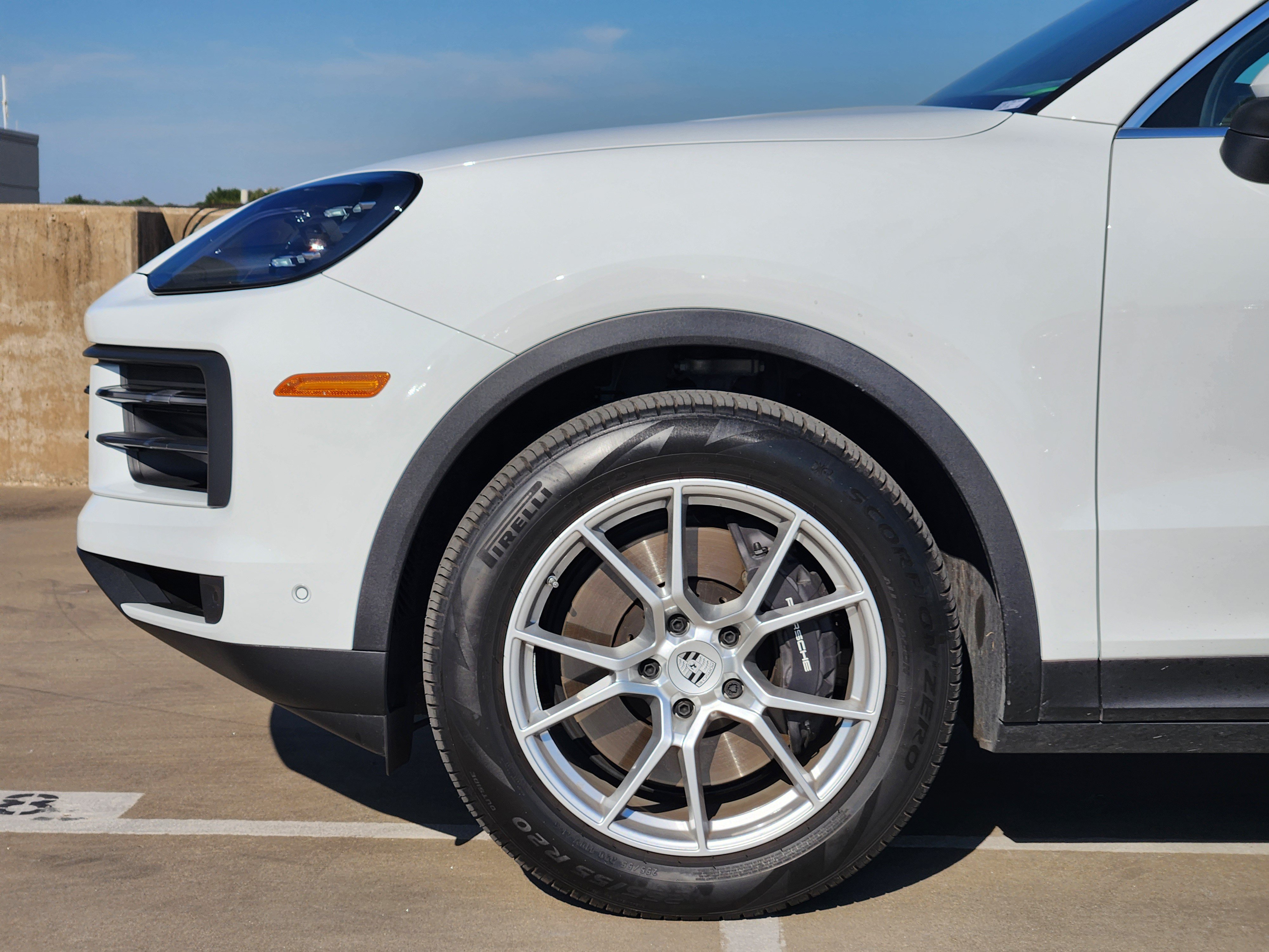 Certified 2026 Porsche Cayenne AWD/4WD image 13