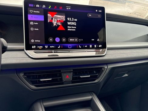 New 2026 Volkswagen Tiguan SE AWD/4WD image 22