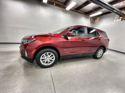 Certified 2024 Chevrolet Equinox LT AWD/4WD image 5