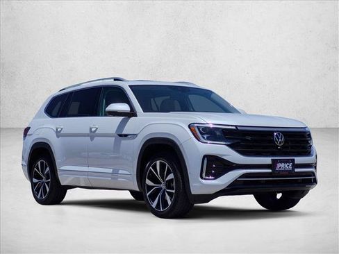 Used 2024 Volkswagen Atlas SEL Premium R-Line AWD/4WD image 3