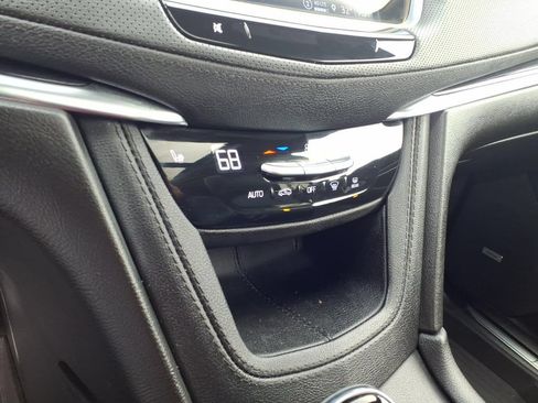 Used 2023 Cadillac XT5 Premium Luxury w/ LPO, Floor Liner Package AWD/4WD image 17