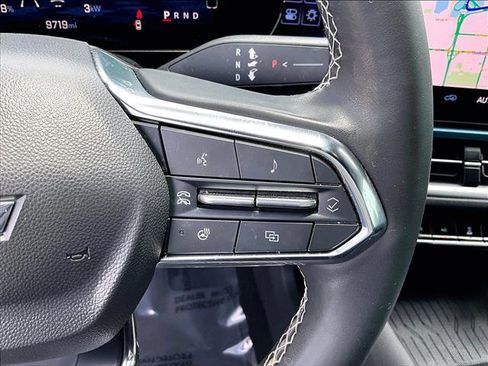 Certified 2024 Chevrolet Equinox EV LT FWD image 20