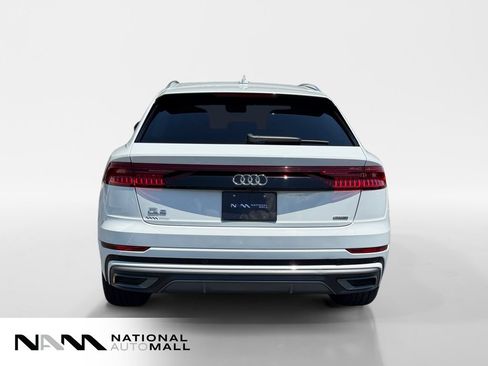 Used 2021 Audi Q8 Premium Plus w/ Premium Plus Package AWD/4WD image 4