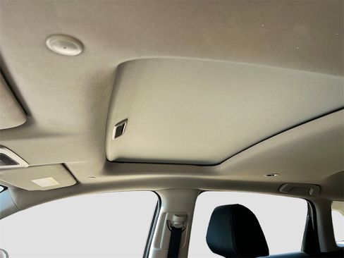 Used 2024 Honda HR-V EX-L image 21