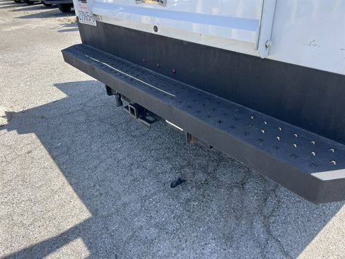 Used 2022 Ford F350 XL w/ Power Equipment Group RWD image 17