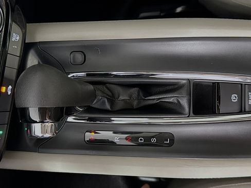 Used 2022 Honda HR-V LX image 19