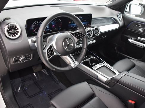 Certified 2024 Mercedes-Benz GLB 250 image 19