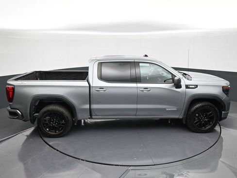 Used 2024 GMC Sierra 1500 Elevation image 17