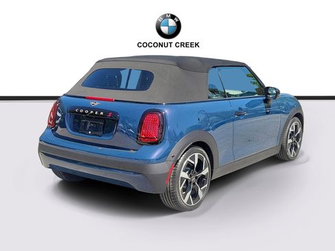 Used 2025 MINI Cooper S FWD image 4