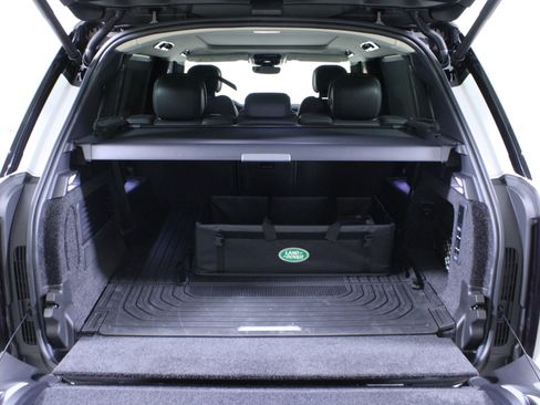 New 2026 Land Rover Range Rover Long Wheelbase SE AWD/4WD image 10