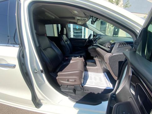 Used 2018 Honda Odyssey Elite image 14