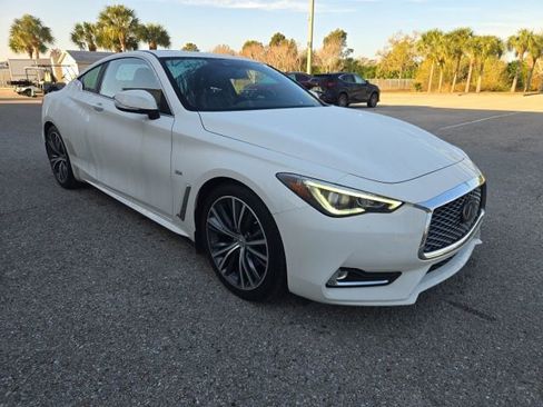 Used 2019 INFINITI Q60 3.0t Luxe image 7