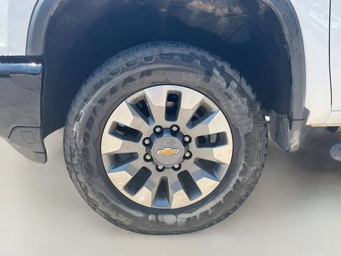 Used 2025 Chevrolet Silverado 2500 Custom w/ Custom Value Package AWD/4WD image 27