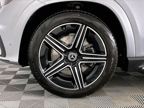 Certified 2025 Mercedes-Benz GLE 450e 4MATIC image 8