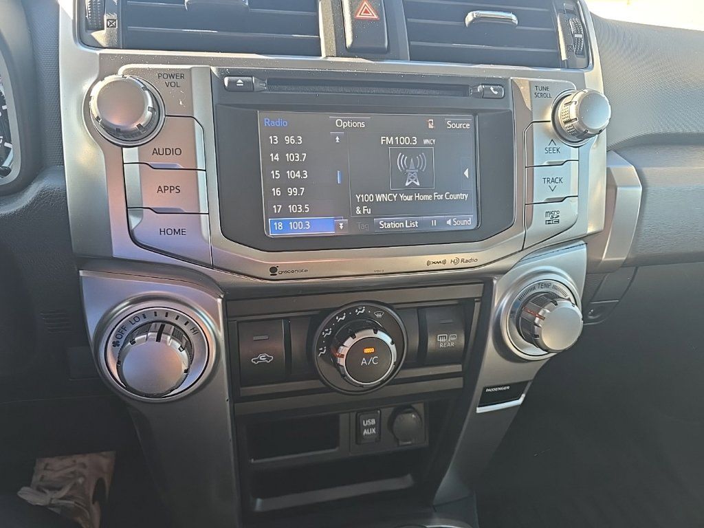 Used 2019 Toyota 4Runner SR5 AWD/4WD image 22